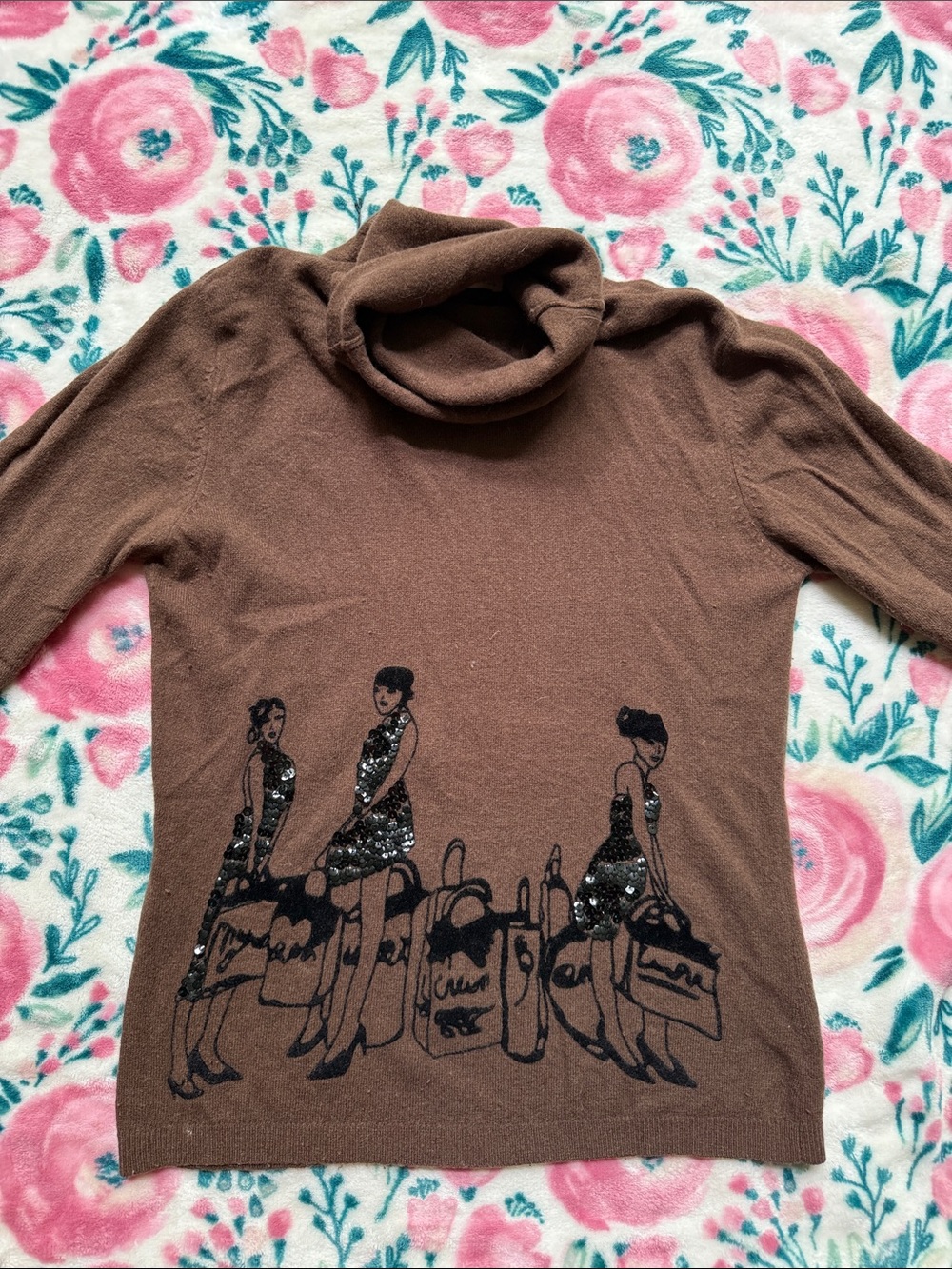 Vintage Women’s Brown Sequin-Graphic Turtleneck Sweater